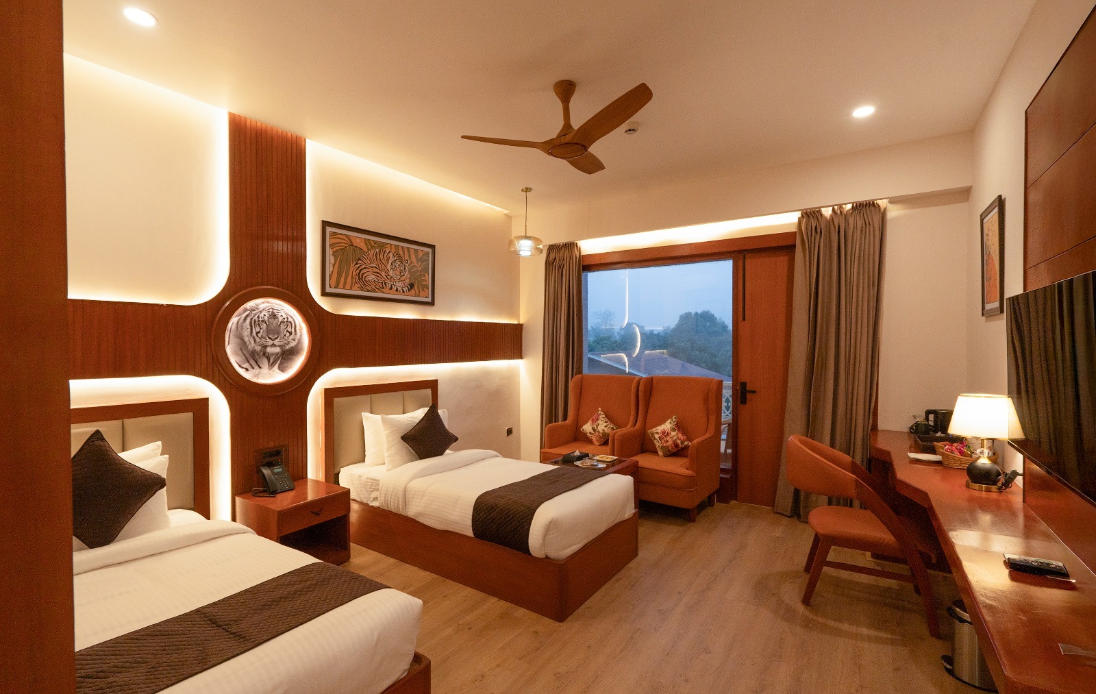 Premium Room (Garden View + Jacuzzi) : Elephant Empire - Hotel Block Image 2